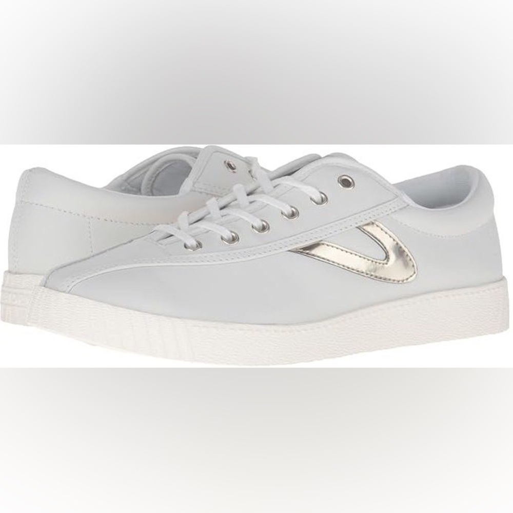 TRETORN
Nylite 2 Plus (White/Gold) Women's Lace Up Casual Shoes SZ 8.5 NWOB